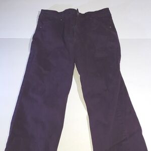 Gloria Vanderbilt pants, women's size 4, plum/purple color.